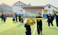 南郑区城东小学举行庆元旦文化艺术节暨社团成果展示活动缩略图
